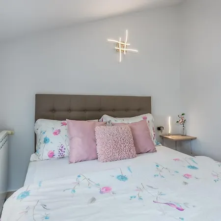 Dk Apartment