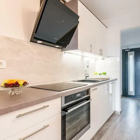 Apartment Dk *