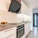 Apartment Dk *